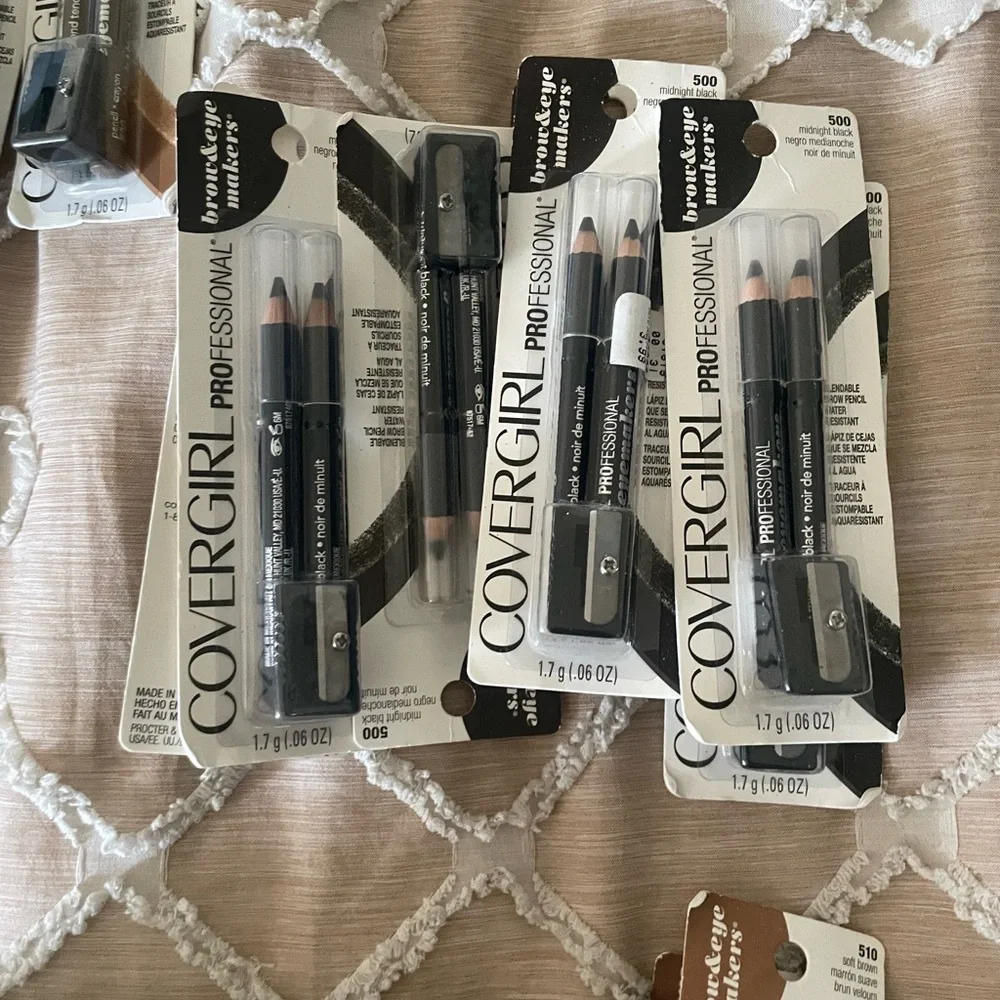 🎉HOSTPICK NYX COVERGIRL PHYSICIANS FORMULA - Bold and Neutral Shades makeup lot